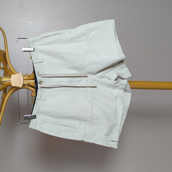2/40 Vintage Fairweather tan shorts - Picture 3 of 6